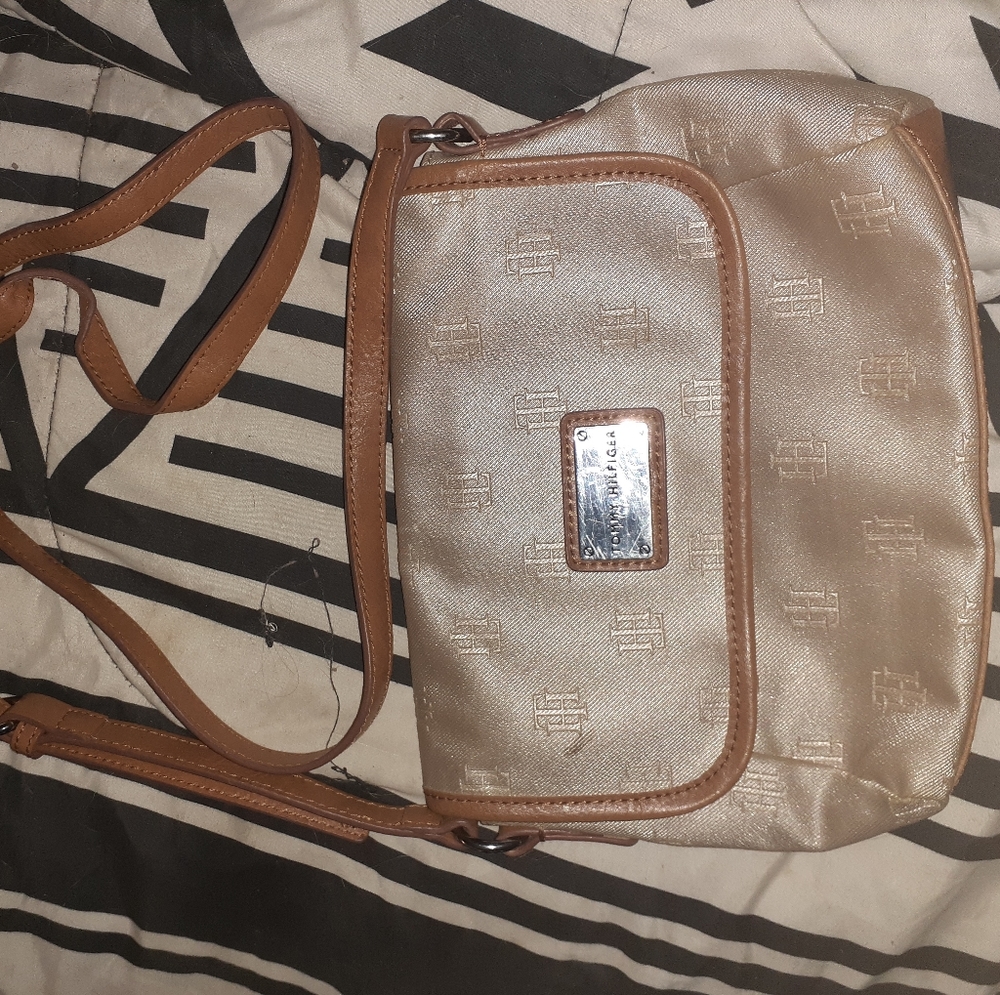 Tommy Hilfiger purse